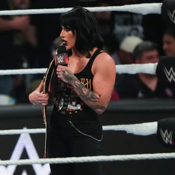 Becky Lynch wrestles Rhea Ripley for the belt at WrestleMania 40