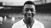 Pelé aurait pu signer à Paris