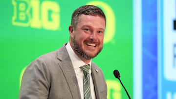 Jul 23, 2025; Las Vegas, NV, USA; Oregon head coach Dan Lanning speaks to the media during the Big Ten NCAA college football media days at Mandalay Bay Resort. Mandatory Credit: Lucas Peltier-Imagn Images