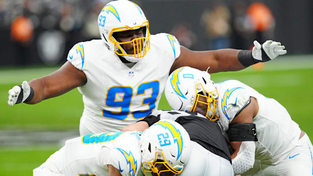 Los Angeles Chargers defense