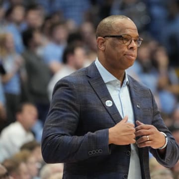 UNC basketball head coach Hubert Davis