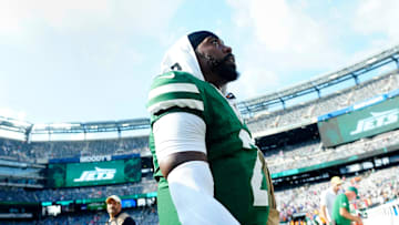New York Jets quarterback Tyrod Taylor (2) exits the field after a 30-10 loss to the Buffalo Bills, Sunday, September 14, 2025, in East Rutherford. Taylor was put in the game in the fourth quarter.