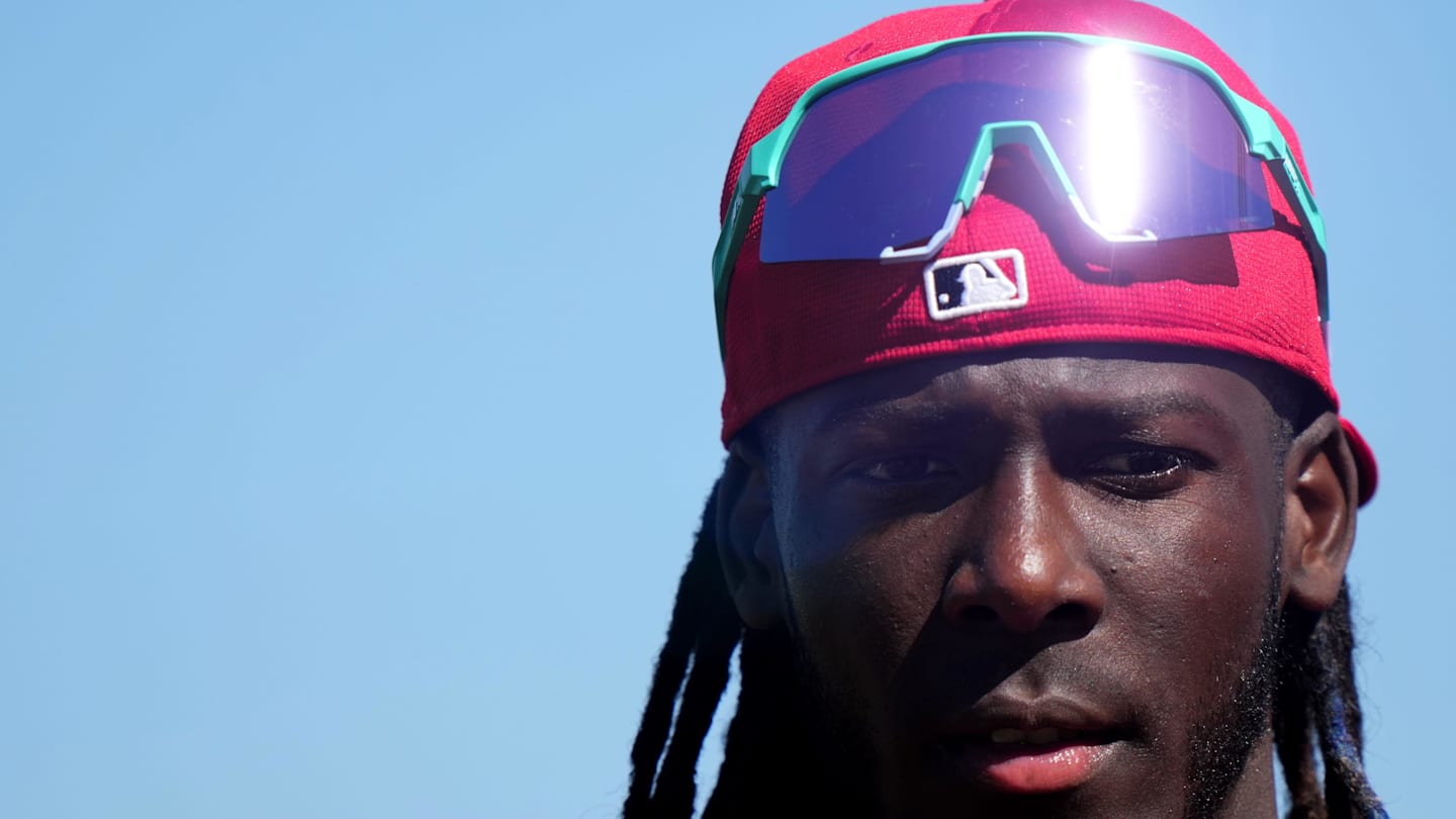 Look MLB Releases 2025 Cincinnati Reds Spring Training Hats