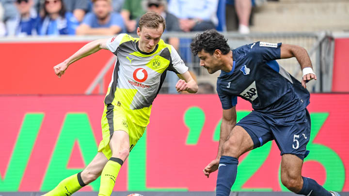 TSG 1899 Hoffenheim v Borussia Dortmund - Bundesliga