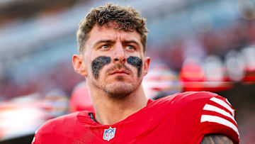 Eric Saubert with the San Francisco 49ers