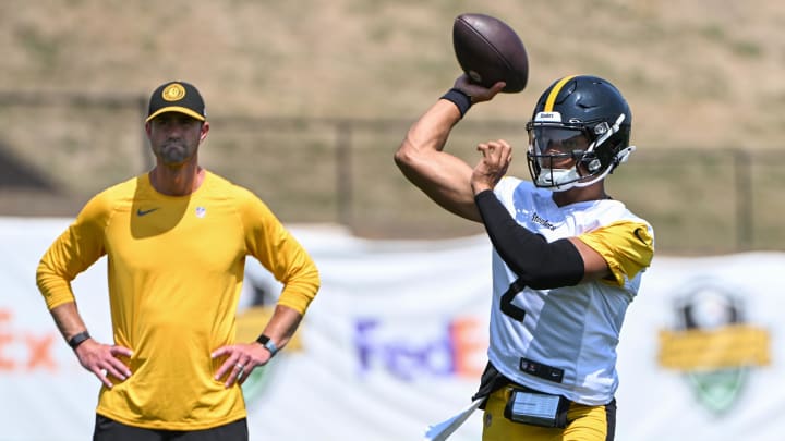 Jul 27, 2024; Latrobe, PA, USA; Pittsburgh Steelers quarterback Justin Fields participates in drills during training camp at Saint Vincent College. Mandatory Credit: Barry Reeger-USA TODAY Sports