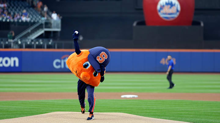 The Syracuse Orange currently doesn't have a baseball program. I discuss the pros and cons of one existing at the 'Cuse.