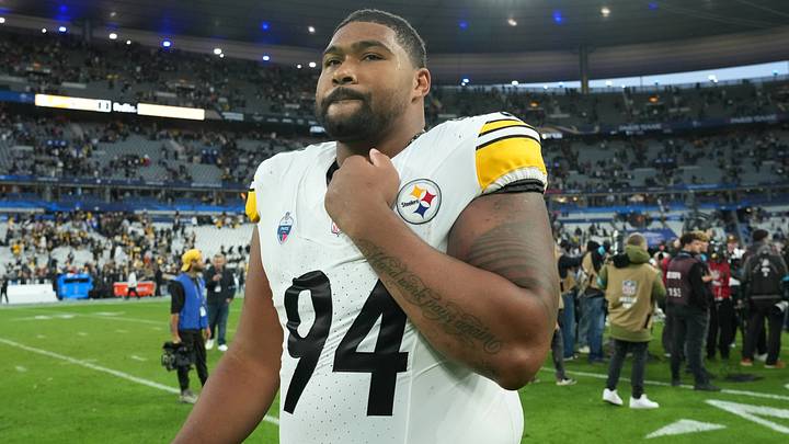 Pittsburgh Steelers defensive end Yahya Black 