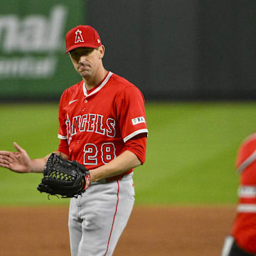 Apr 1, 2025; St. Louis, Missouri, USA;  Los Angeles Angels starting pitcher Kyle Hendricks (28) reacts as he walks off the field after the sixth inning against the St. Louis Cardinals at Busch Stadium. Mandatory Credit: Jeff Curry-Imagn Images