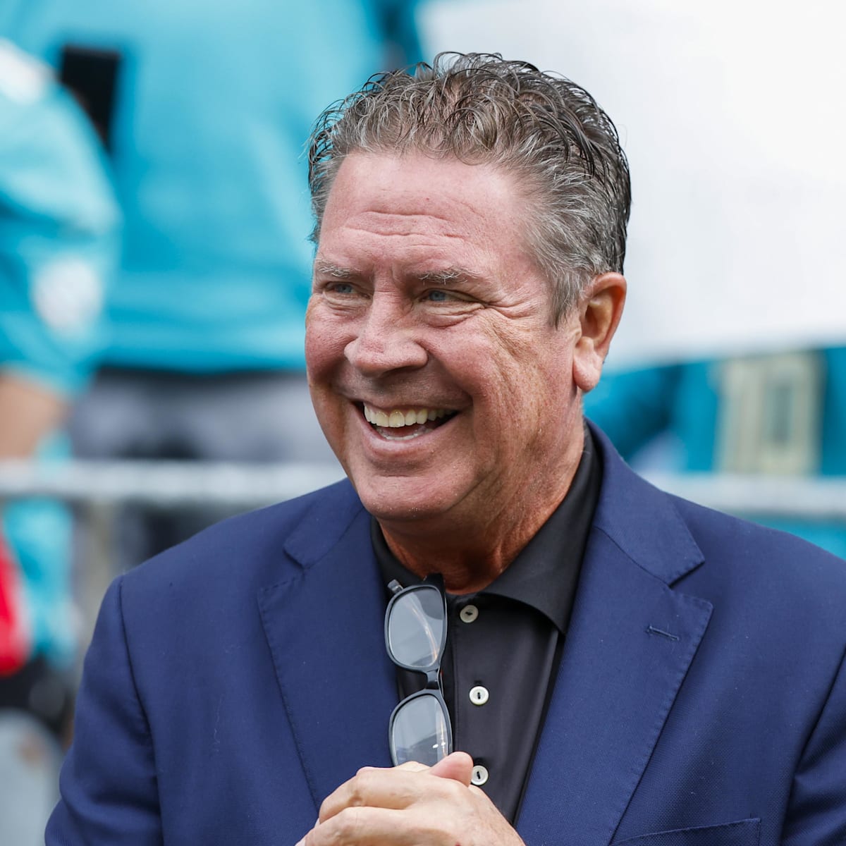 BREAKING NEWS: "Shortly after being recognized as a deserving member of the Hall of Fame Class of 2026, Miami Dolphins quarterback Dan Marino shocked the NFL community after his family released a sudden statement from Miami, Florida, where he had lived since retiring."-thanhhoa
