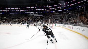 Chicago Blackhawks v Los Angeles Kings