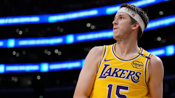 Golden State Warriors v Los Angeles Lakers
