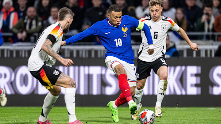 Alemanha e França se enfrentam em Stuttgart Alemanha e França se enfrentam em Stuttgart