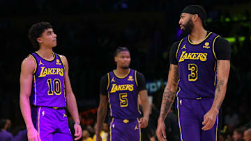 Memphis Grizzlies v Los Angeles Lakers