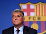 Joan Laporta vient défendre son club.