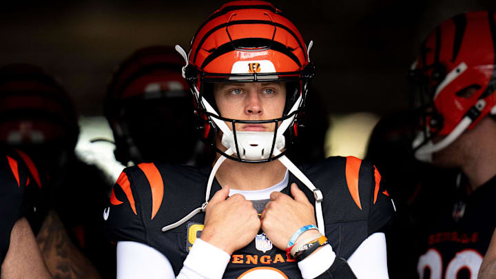 Cincinnati Bengals quarterback Joe Burrow prepares to take the field.