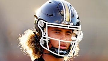 Julian Lewis had an interesting take on Deion Sanders and Colorado football offensive coordinator Pat Shurmur