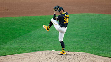 Los Angeles Dodgers v Pittsburgh Pirates