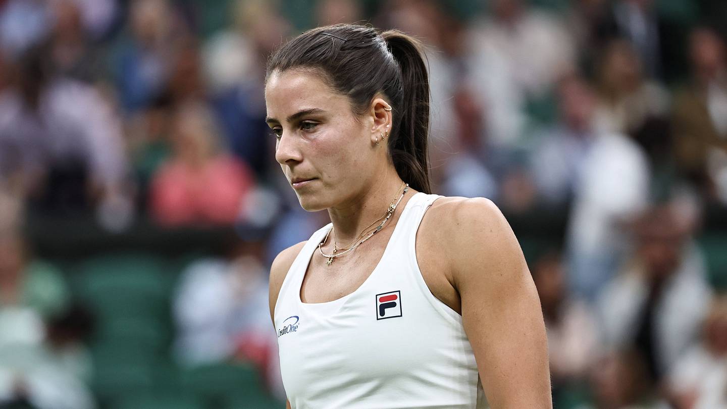 The Truth About Emma Navarro's Controversial WTA Award Win