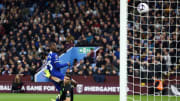Gol Nicolas Jackson dalam Aston Villa vs Chelsea dianulir akibat offside.