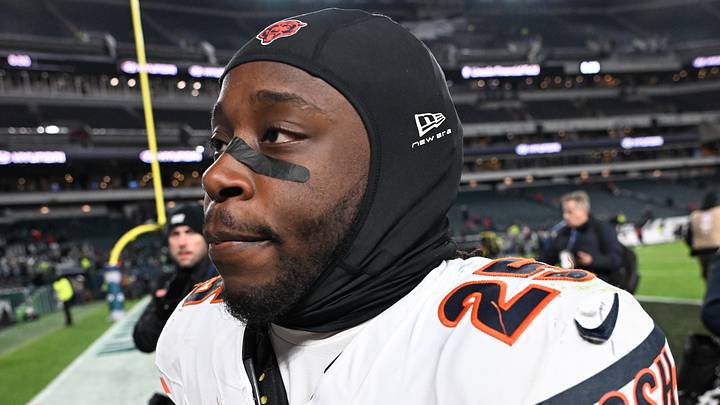 Chicago Bears running back Kyle Monangai