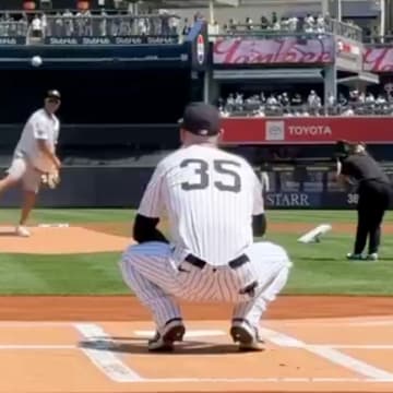 Cody Bellinger's father Clay played for the Yankees from 1999 to 2002. 