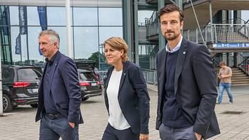 Der S04-Vorstand: Frank Baumann, Christina Rühl-Hamers und Matthias Tillmann (v.l.n.r.) Der S04-Vorstand: Frank Baumann, Christina Rühl-Hamers und Matthias Tillmann (v.l.n.r.)
