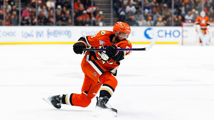 Toronto Maple Leafs v Anaheim Ducks