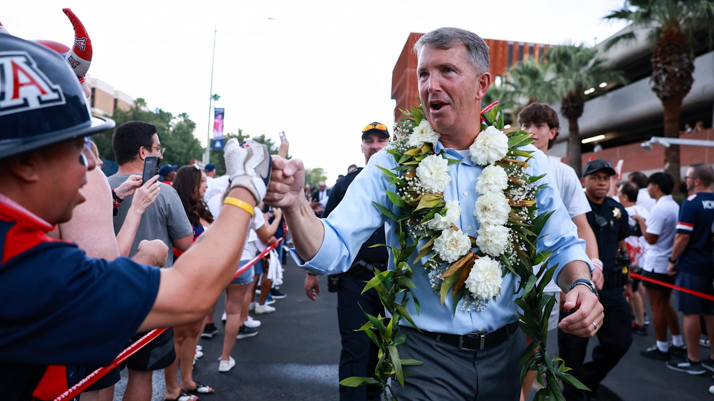 Arizona’s Brent Brennan Believes Wildcats Have ‘A Lot of Stuff To Figure Out’