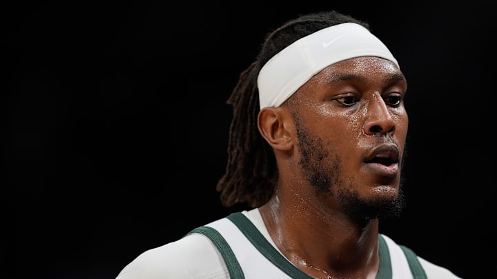 Milwaukee Bucks center Myles Turner (3) during a game against the Portland Trail Blazers.