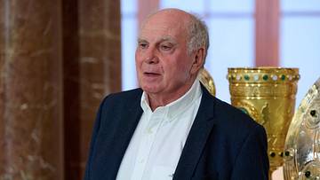 Uli Hoeneß äußert sich immer noch regelmäßig zu allem, was mit dem FC Bayern zu tun hat Uli Hoeneß äußert sich immer noch regelmäßig zu allem, was mit dem FC Bayern zu tun hat