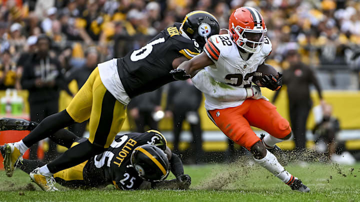Browns players sound off on Acrisure Stadium #39 s playing surface in