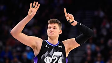 Golden State Warriors v Utah Jazz