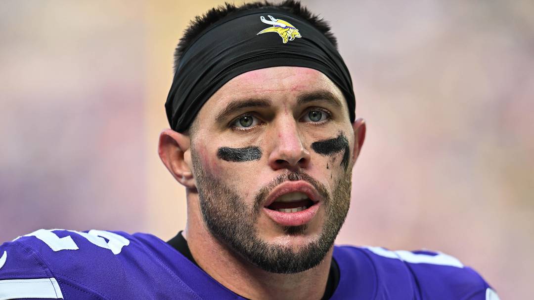 Minnesota Vikings safety Harrison Smith Minnesota Vikings safety Harrison Smith