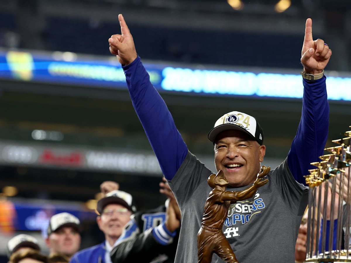 Dodgers Coach Who Left LA Has High Praise for Dave Roberts