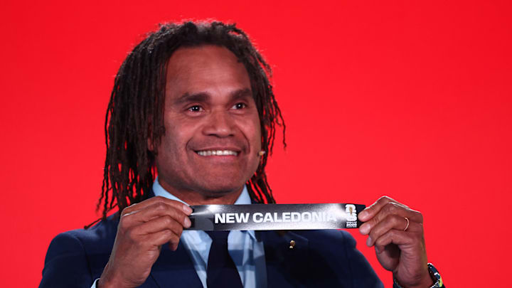 Christian Karembeu saca el destino de Nueva Caledonia en el sorteo de FIFA.