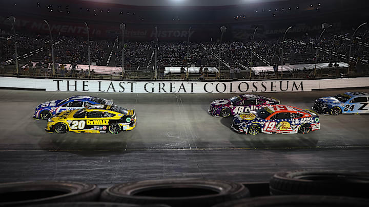 Kyle Larson, Hendrick Motorsports, Bass Pro Shops Night Race, Bristol Motor Speedway, NASCAR