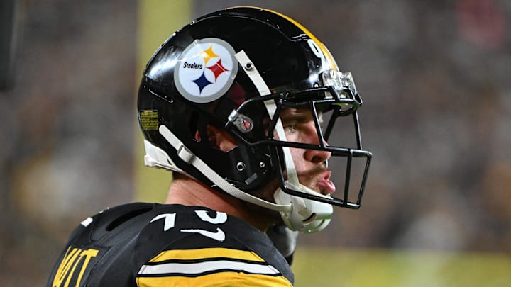 Oct 6, 2024; Pittsburgh, Pennsylvania, USA; Pittsburgh Steelers linebacker T.J. Watt (90) prepares to take the field during the first quarter against the Dallas Cowboys at Acrisure Stadium. Mandatory Credit: Barry Reeger-Imagn Images