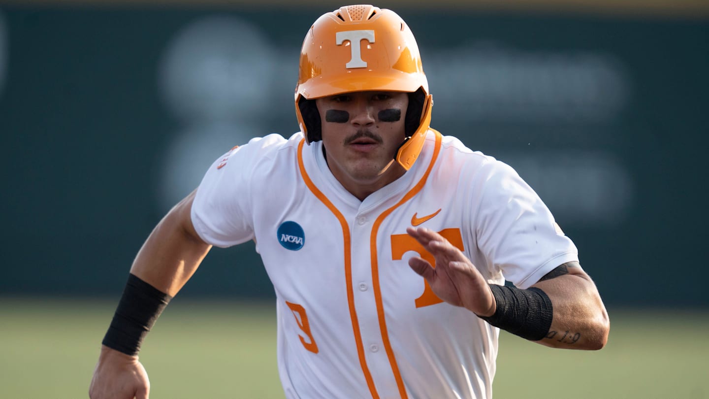 Tennessee-Arkansas Super Regional Game Times Released