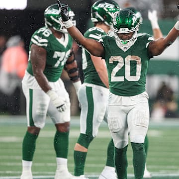 Nov 9, 2025; East Rutherford, New Jersey, USA; New York Jets running back Breece Hall (20) celebrates during the fourth quarter against the Cleveland Browns at MetLife Stadium. Mandatory Credit: Vincent Carchietta-Imagn Images