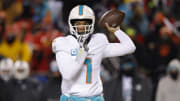 Tua Tagovailoa debutó en la NFL el 18 de octubre de 2020 con los Miami Dolphins 
