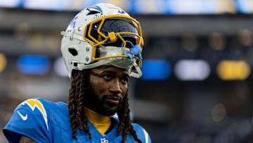 Tennessee Titans v Los Angeles Chargers