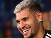 Bruno Guimaraes évoque le Barça et son enfance.