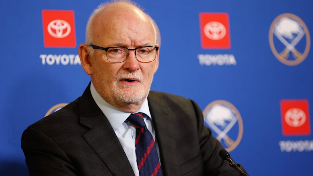 Buffalo Sabres head coach Lindy Ruff