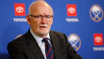 Buffalo Sabres head coach Lindy Ruff