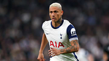 Richarlison não deve retornar ao Brasil em 2025
