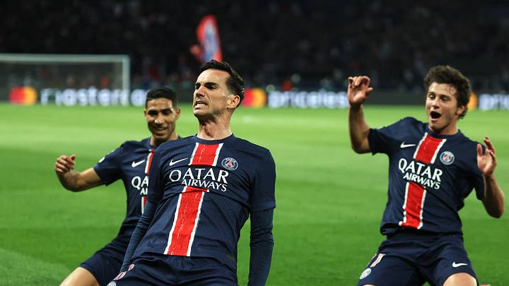TOPSHOT-FBL-EUR-C1-PSG-ARSENAL