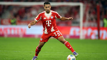 Raphael Guerreiro can have the opportunity to leave Bayern Munich in January.