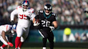 Jan 5, 2025; Philadelphia, Pennsylvania, USA; Philadelphia Eagles running back Will Shipley (28) runs with the ball after a catch against the New York Giants during the second quarter at Lincoln Financial Field. Mandatory Credit: Bill Streicher-Imagn Images