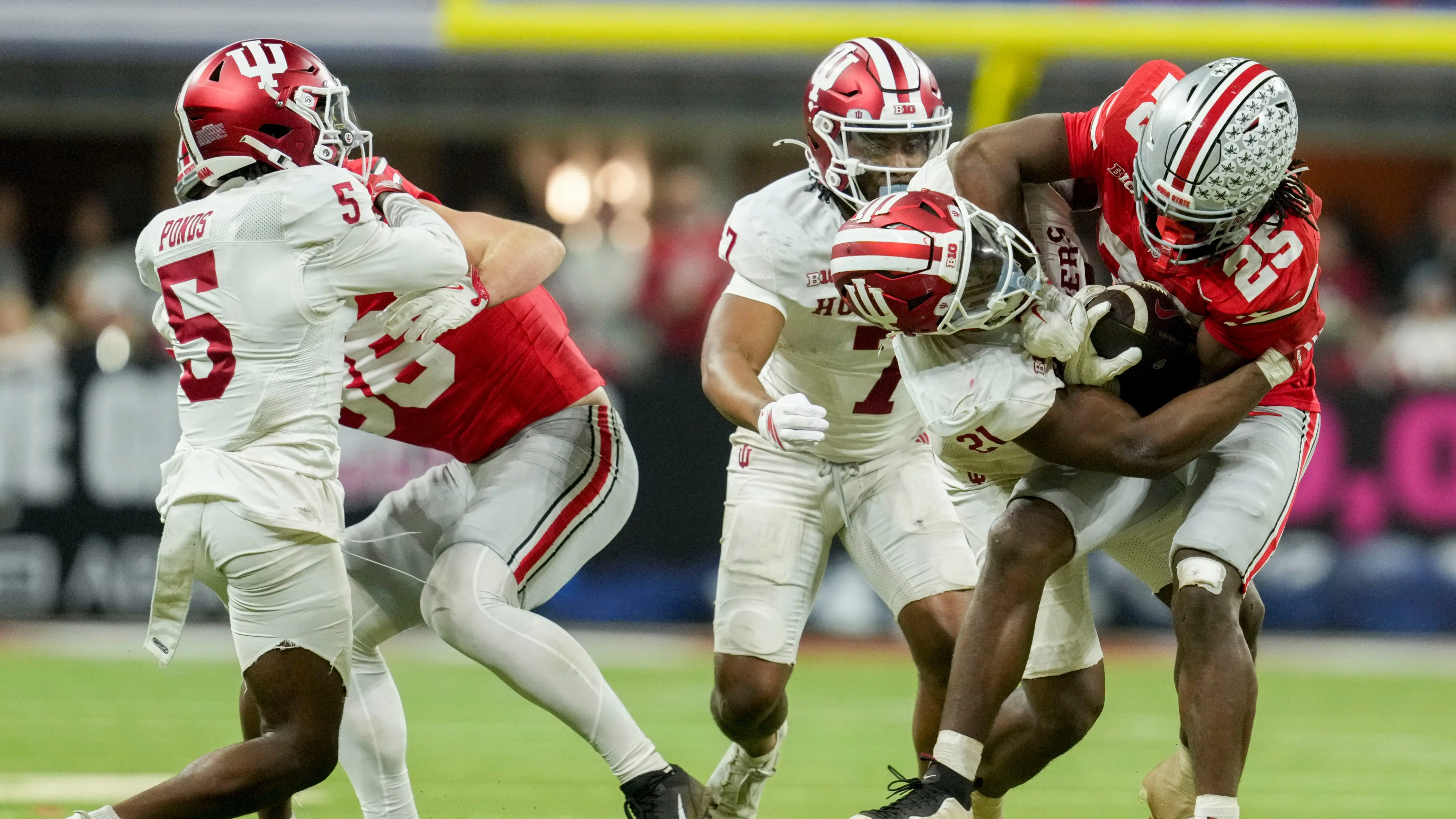 College Football Rankings: ESPN's Computer Model Unveils the Top 10 Teams